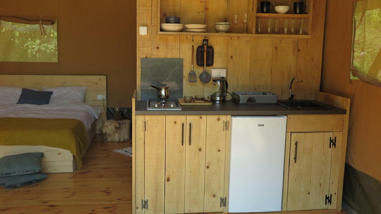 Hoopoe Glamping Hotel Virpazar Ngoại thất bức ảnh